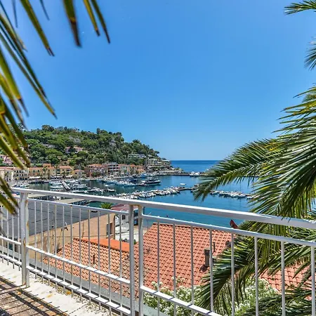 Le Tre Palme Villa